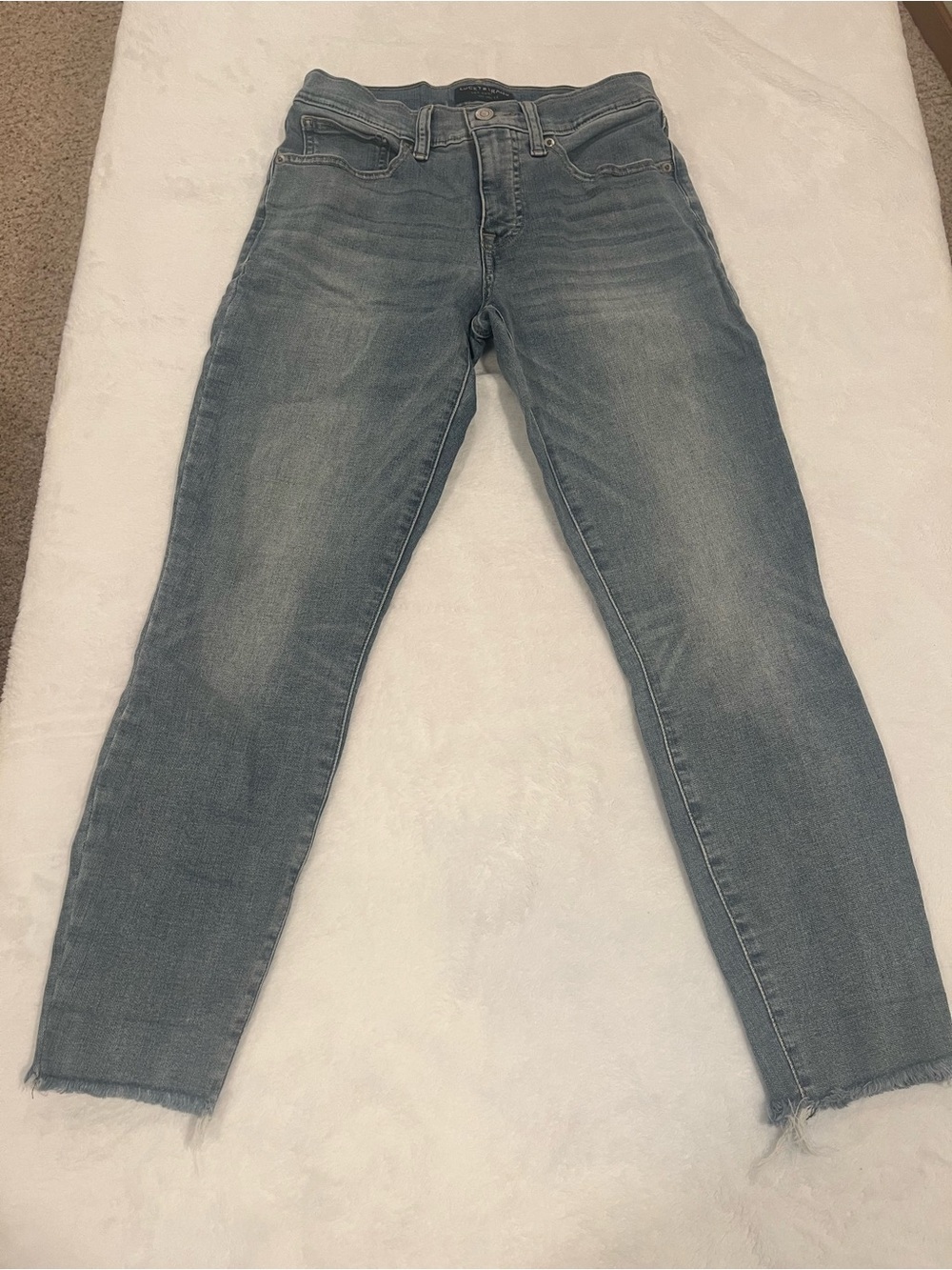 Lucky Brand Ava Mid Rise Crop Jeans with Raw Hem - Size 4/27